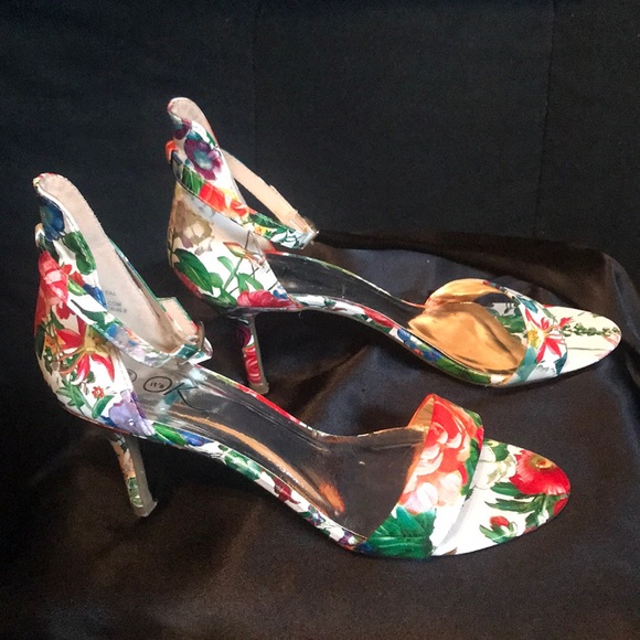 Ladies shoes - Picture 2 of 6